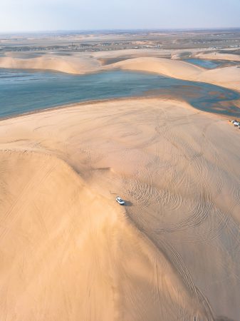 visit-qatar-loZ-4TdMaxA-unsplash
